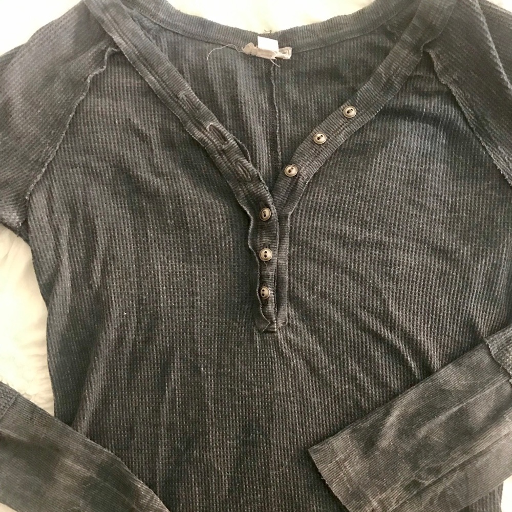 Melrose & Market Distressed Henley